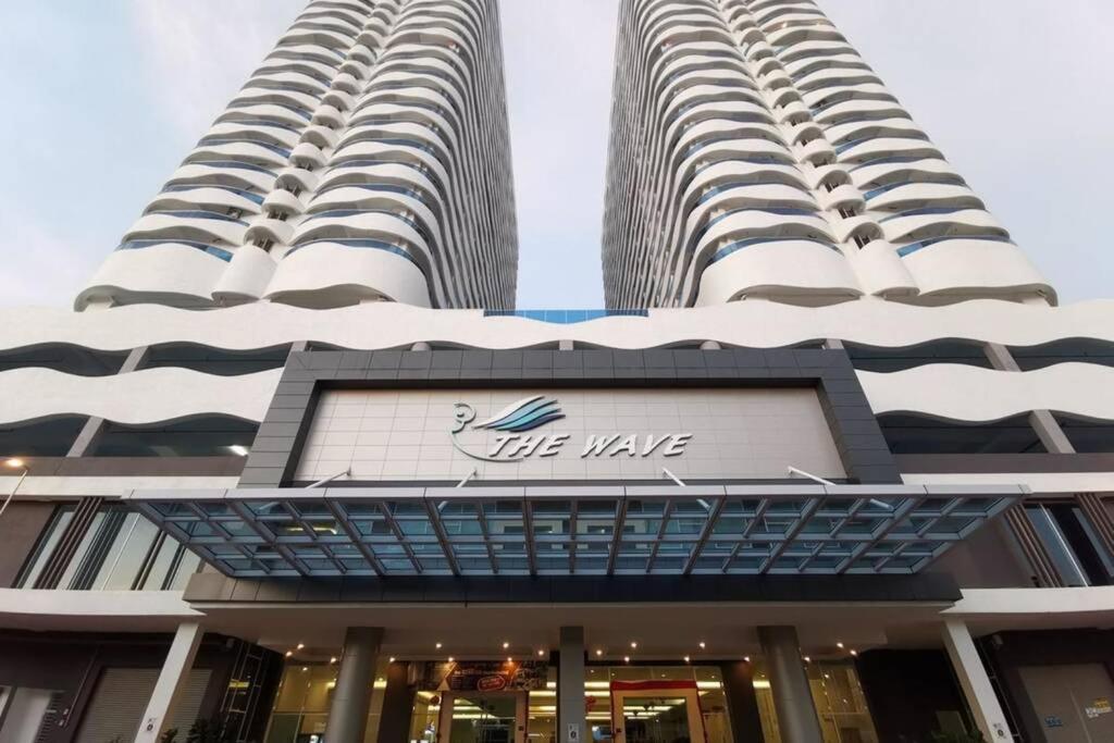 The Wave - Kota Laksamana -- Pool View -- 6 Pax Lägenhet Malacca Exteriör bild